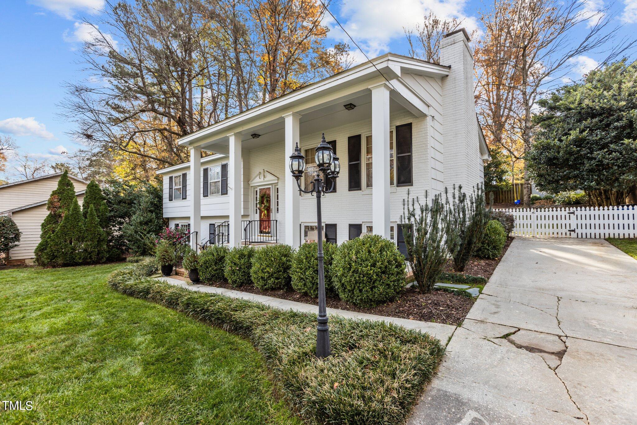 313 Glen Valley Road Raleigh, NC 27609 - Photo 3 of 49 6-web-or-mls-IMGL1657