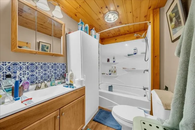 $179,999 | 9 South Liberty Avenue, Endicott, NY 13760