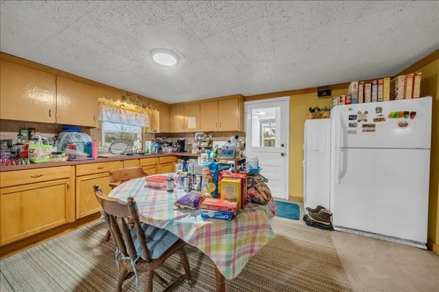 $179,999 | 9 South Liberty Avenue, Endicott, NY 13760