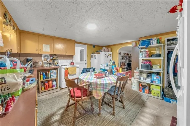 $179,999 | 9 South Liberty Avenue, Endicott, NY 13760