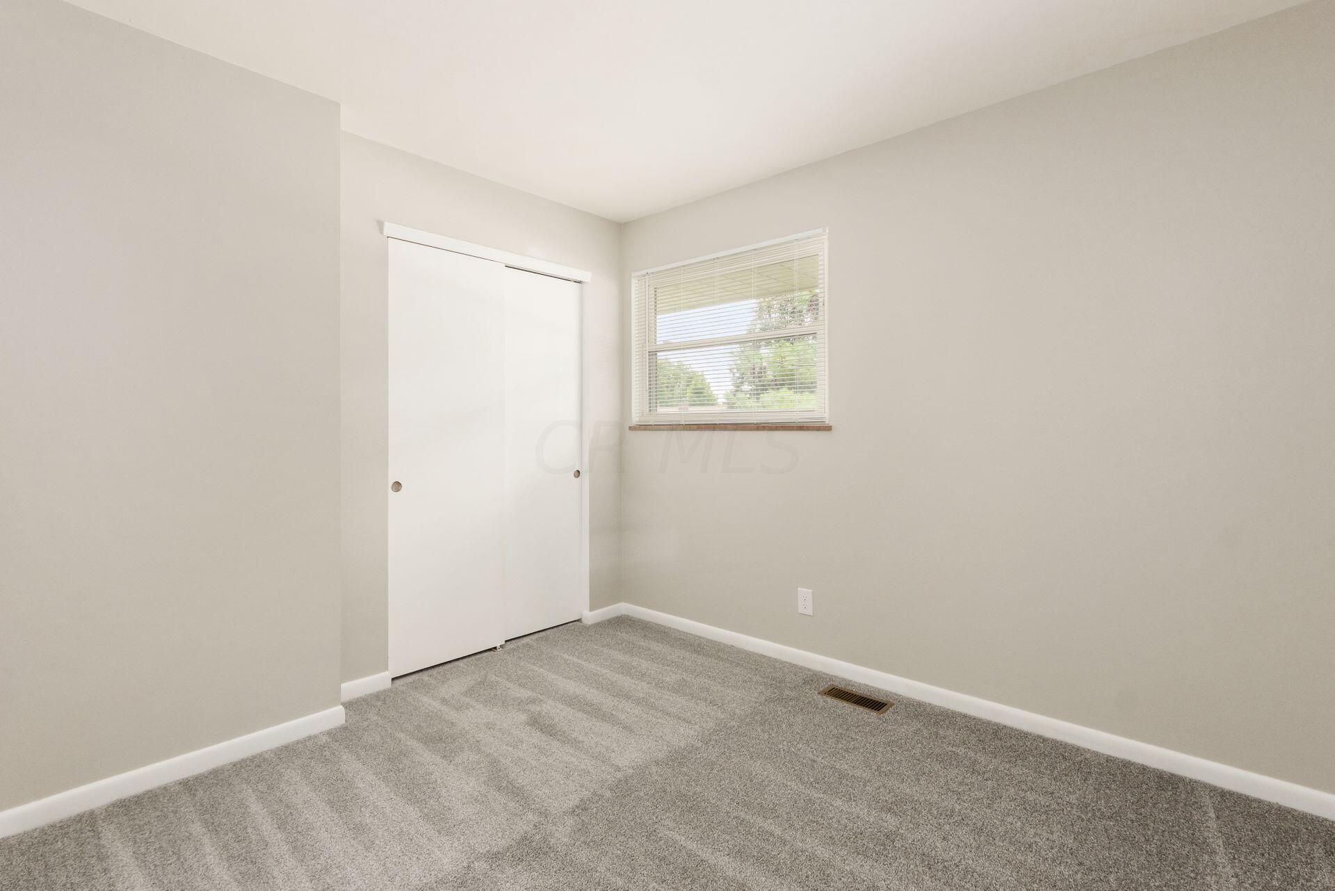 2776 Rosedale Avenue Columbus, OH 43204 - Photo 16 of 28 019_e_Z 2776 Rosedale Ave 045