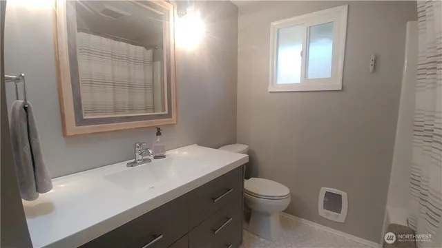 $1,750 | 283 North Maple Street, Camano Island, WA 98282