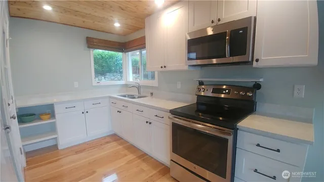 $1,750 | 283 North Maple Street, Camano Island, WA 98282