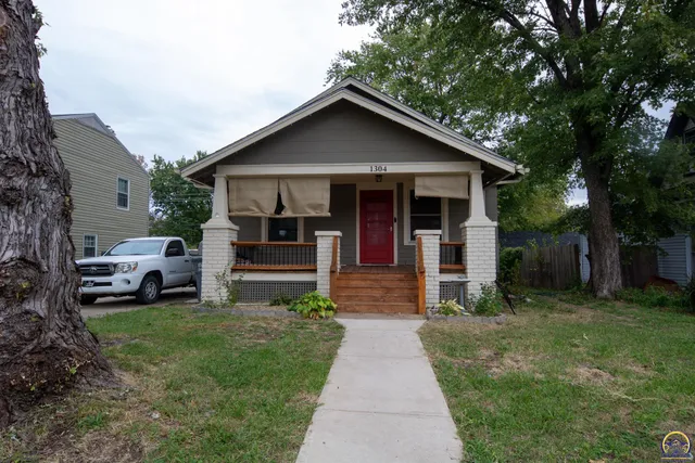 $150,000 | 1304 Chestnut Street, Emporia, KS 66801
