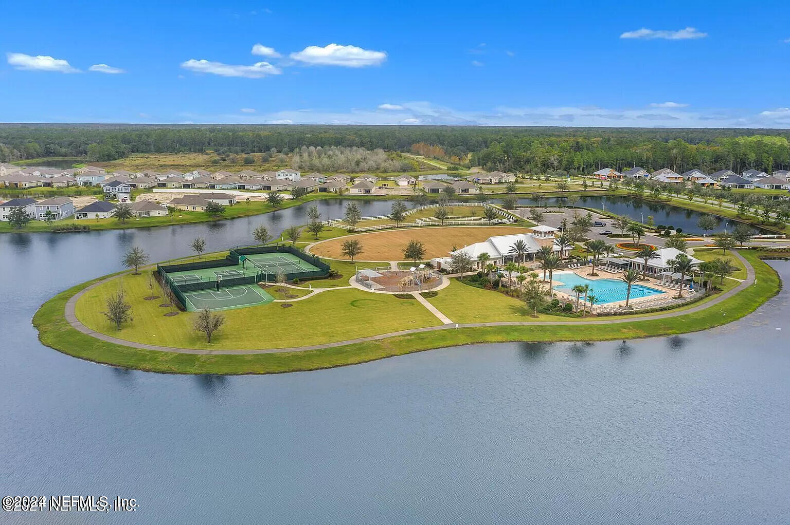 138 Fallen Oak Trail St. Augustine, FL 32095 - Photo 27 of 38 Community Amenity Island