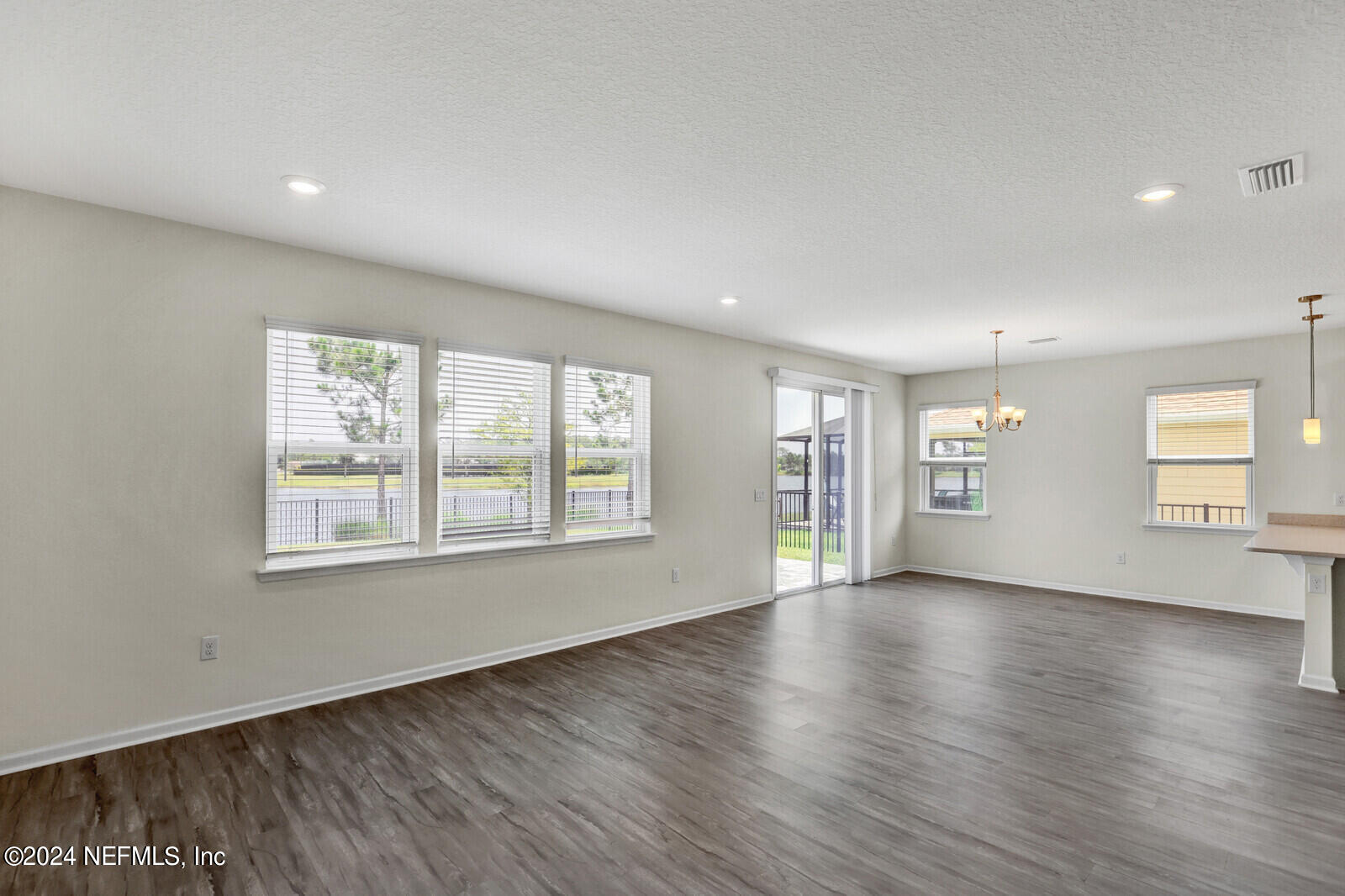 138 Fallen Oak Trail St. Augustine, FL 32095 - Photo 4 of 38 Bright and Open space