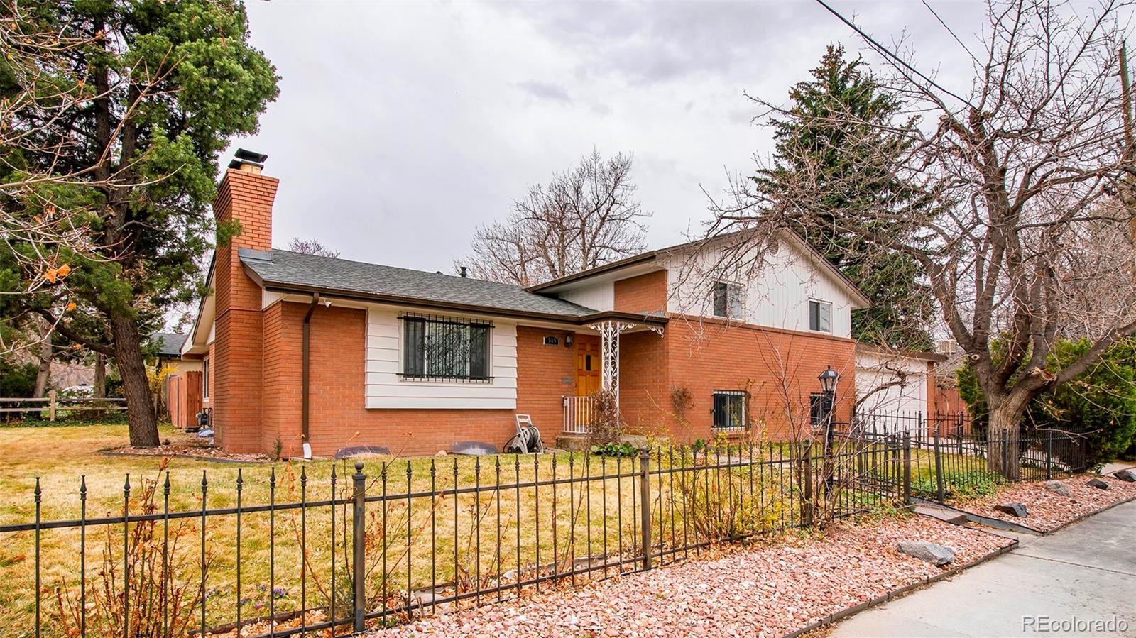 589 Newark Street Aurora, CO 80010 - Photo 1 of 40 Gallery Image 1