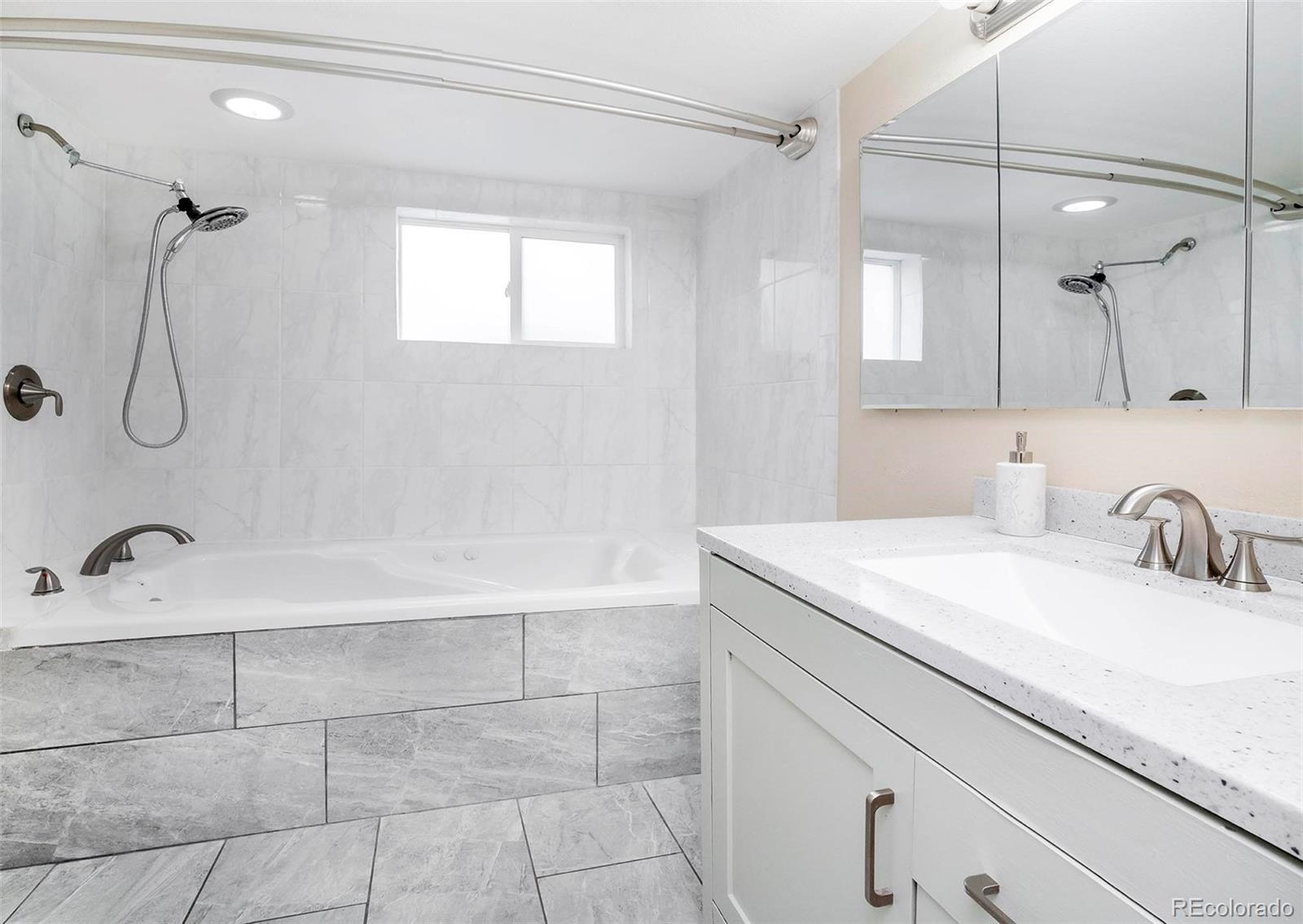589 Newark Street Aurora, CO 80010 - Photo 28 of 40 Gallery Image 28