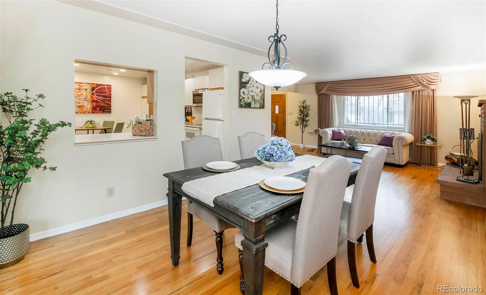 589 Newark Street Aurora, CO 80010 - Photo 7 of 40 Gallery Image 7