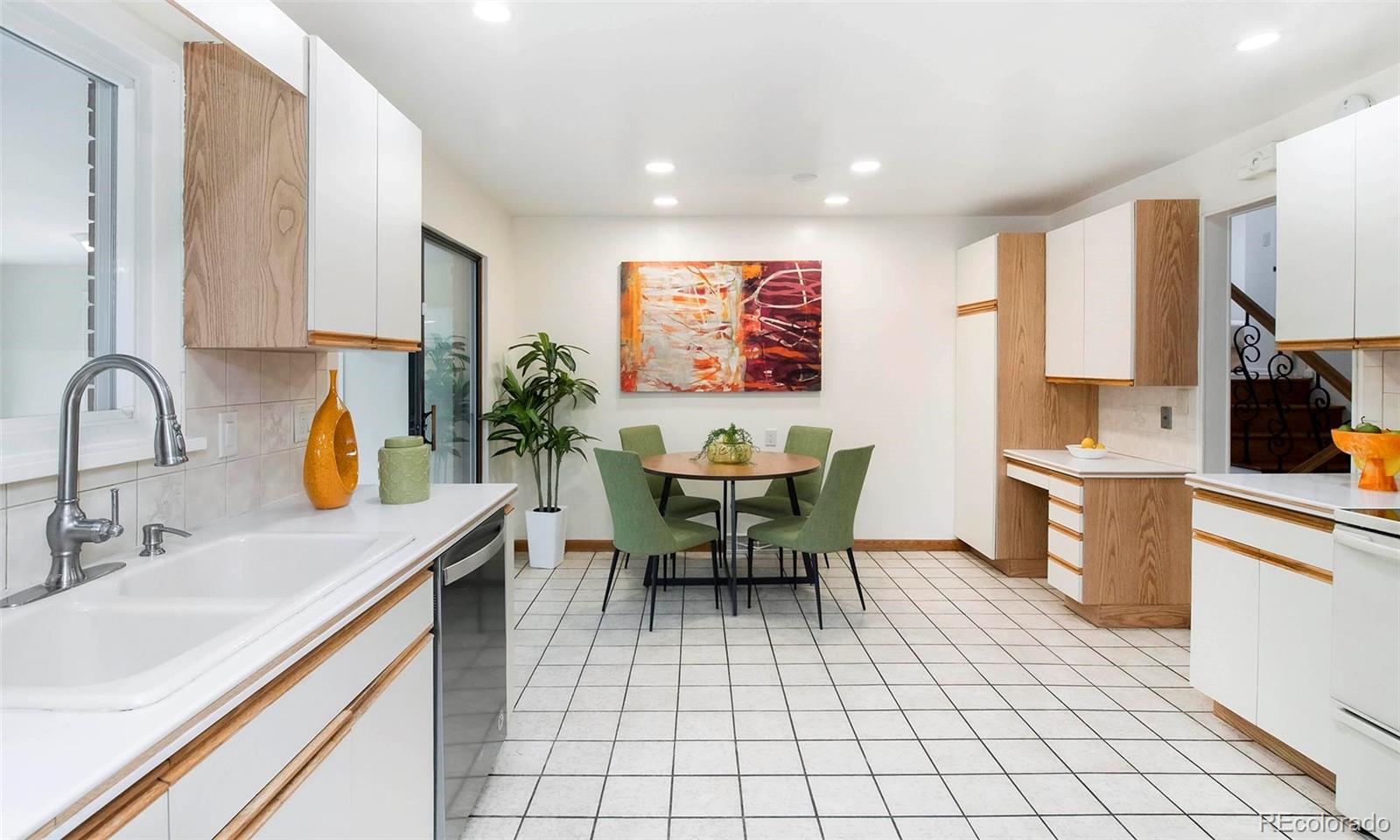 589 Newark Street Aurora, CO 80010 - Photo 10 of 40 Gallery Image 10