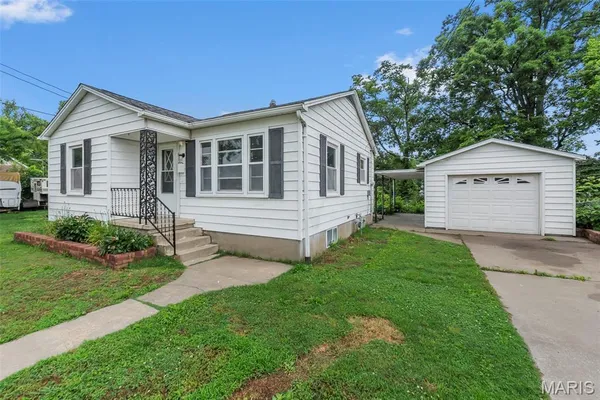 $169,900 | 814 Star Street, Perryville, MO 63775