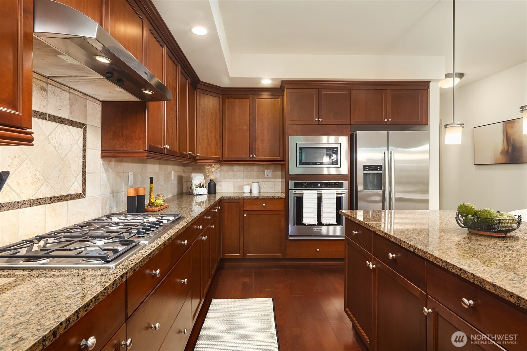 316 Walnut Street, Unit 103 Edmonds, WA 98020 - Photo 5 of 27