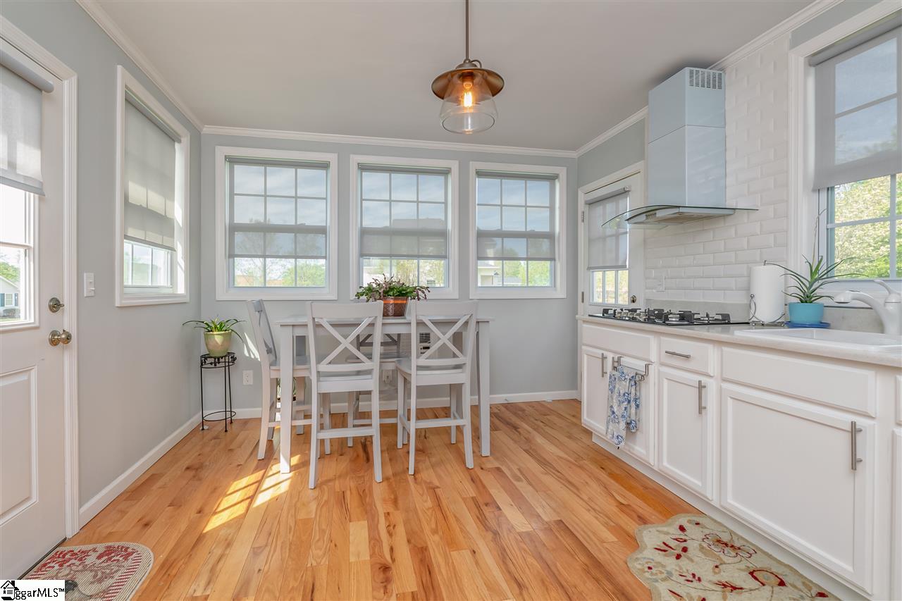 864 Brockman McClimon Road Greer, SC 29651 - Photo 14 of 36 Gallery Image 14