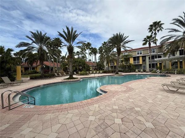 $1,950 | 4751 Travini Circle, Unit 4115, Sarasota, FL 34235