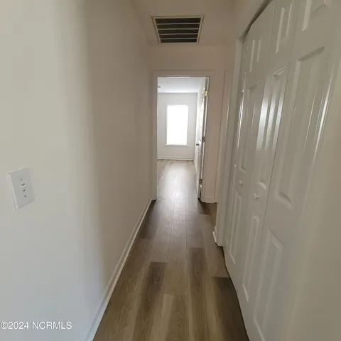 $2,400 | 426 Foxwood Lane, Wilmington, NC 28409