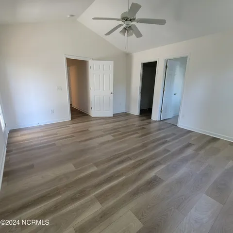 $2,400 | 426 Foxwood Lane, Wilmington, NC 28409