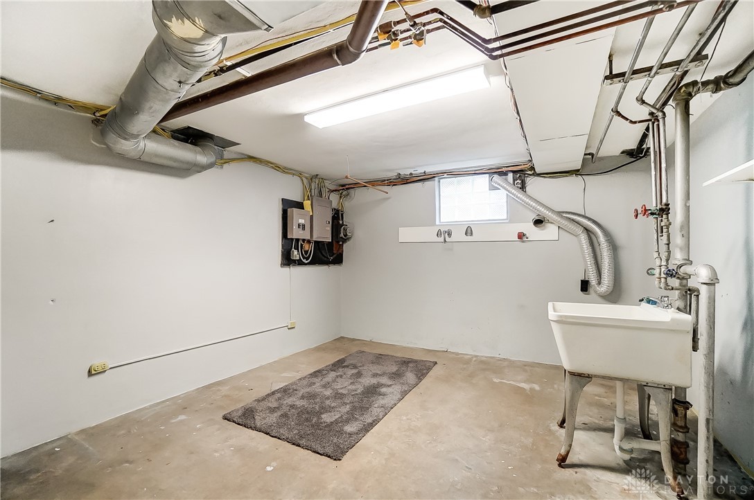 37 West Hadley Road Dayton, OH 45419 - Photo 45 of 55