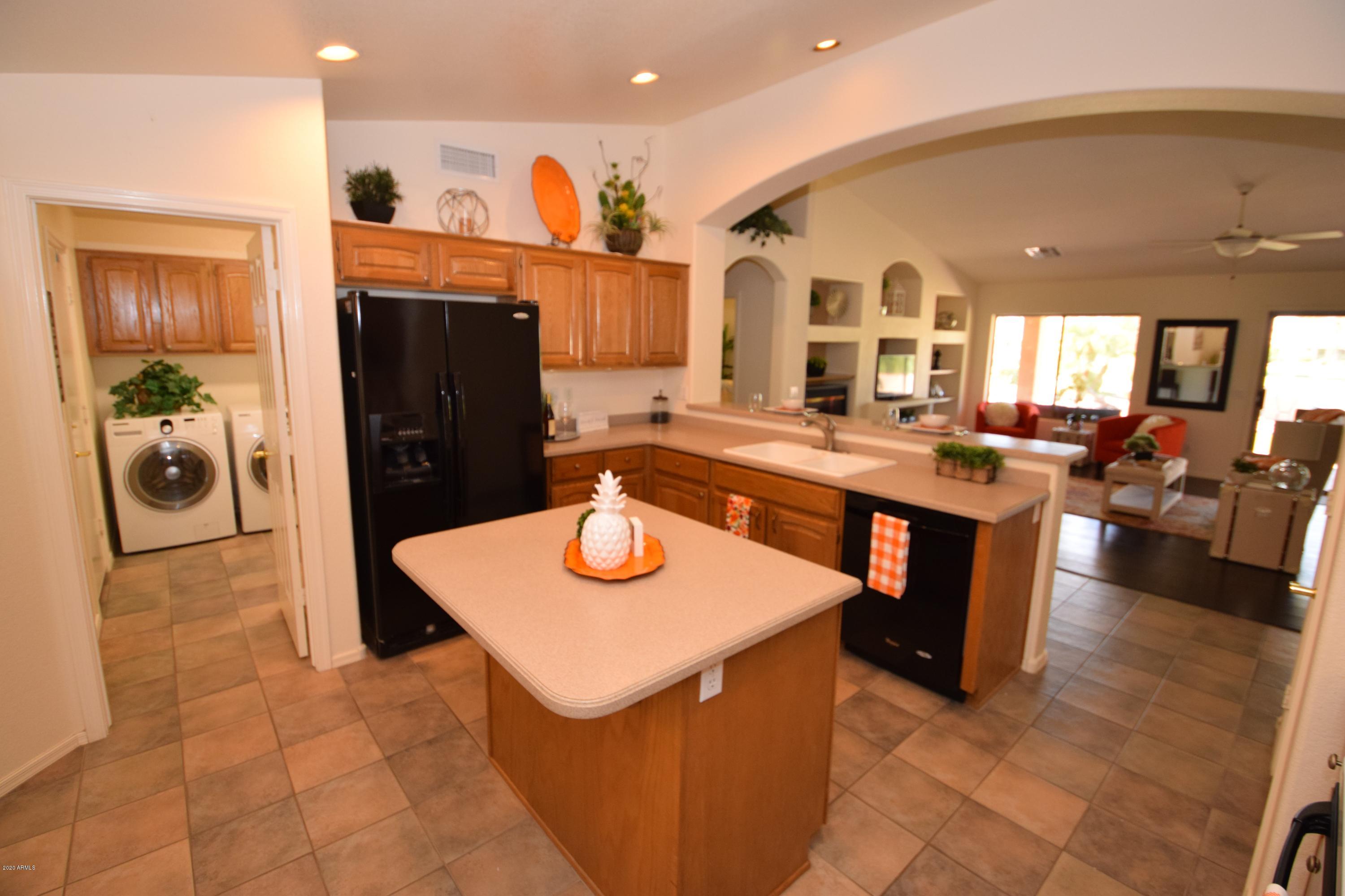 15571 Piccadilly Road Goodyear, AZ 85395 - Photo 11 of 28 DSC_0233