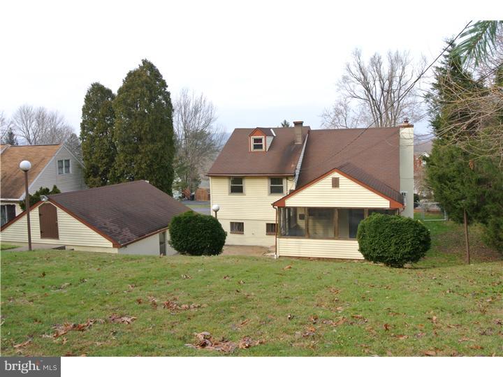 16 Woodview Road Malvern, PA 19355 - Photo 21 of 23 Exterior Back