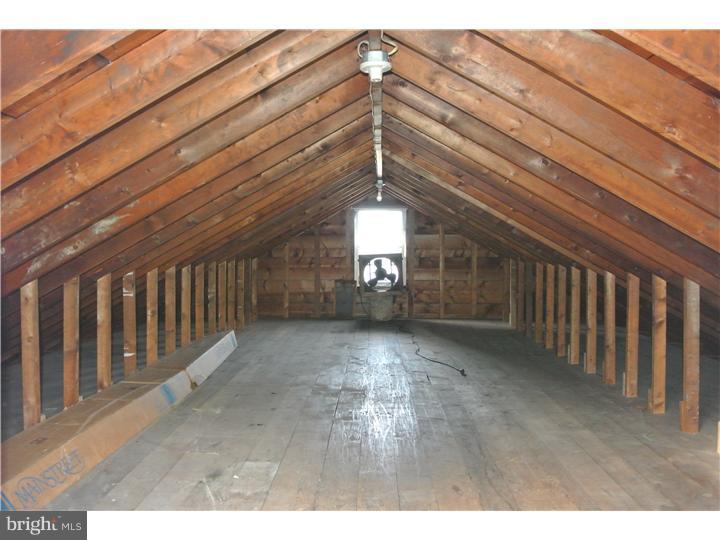 16 Woodview Road Malvern, PA 19355 - Photo 23 of 23 Garage