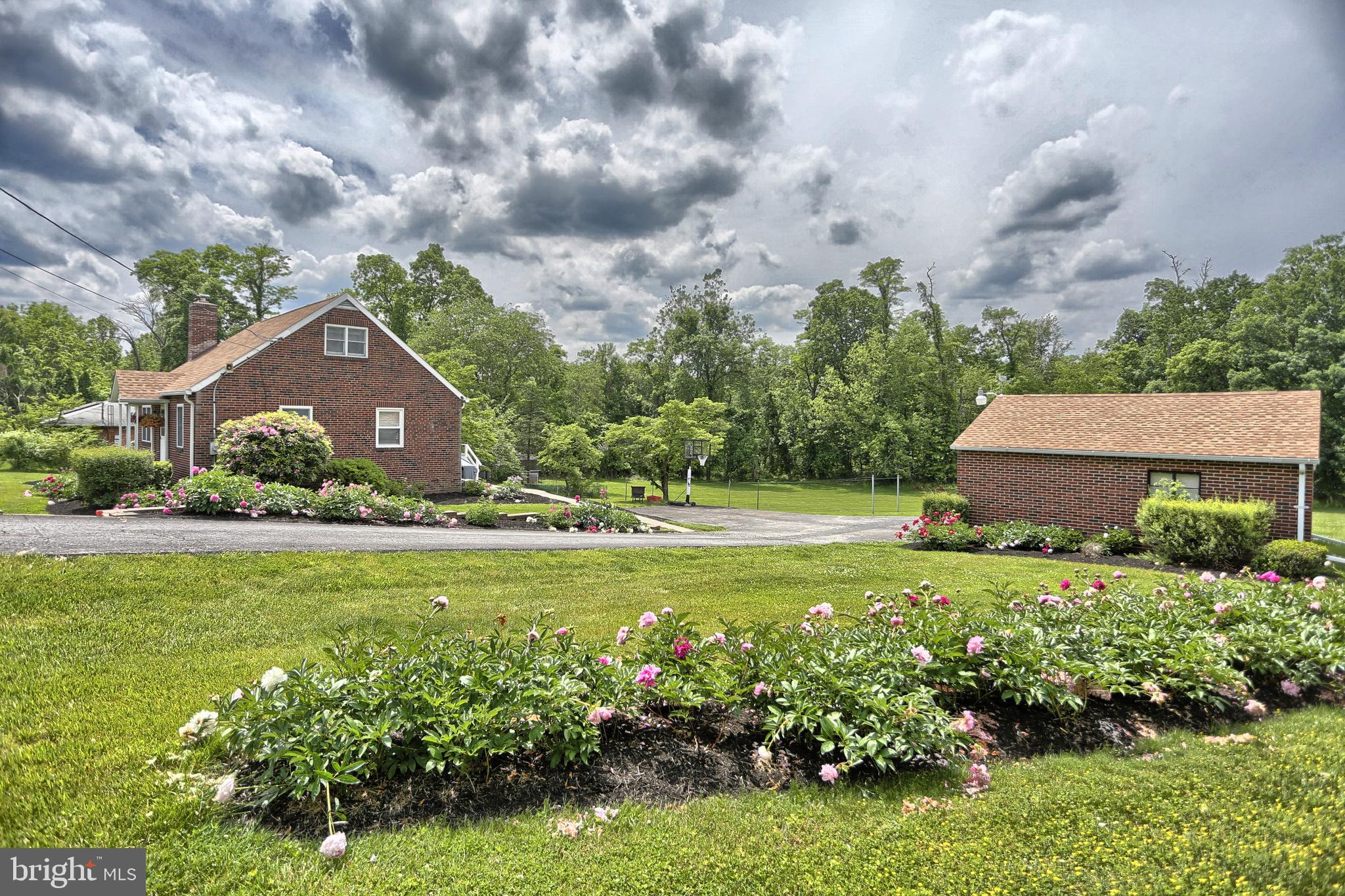 841 Lewisberry Road Lewisberry, PA 17339 - Photo 8 of 39 Gallery Image 8