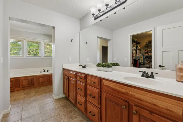 $624,900 | 13382 Couchtown Court, Rosemount, MN 55068