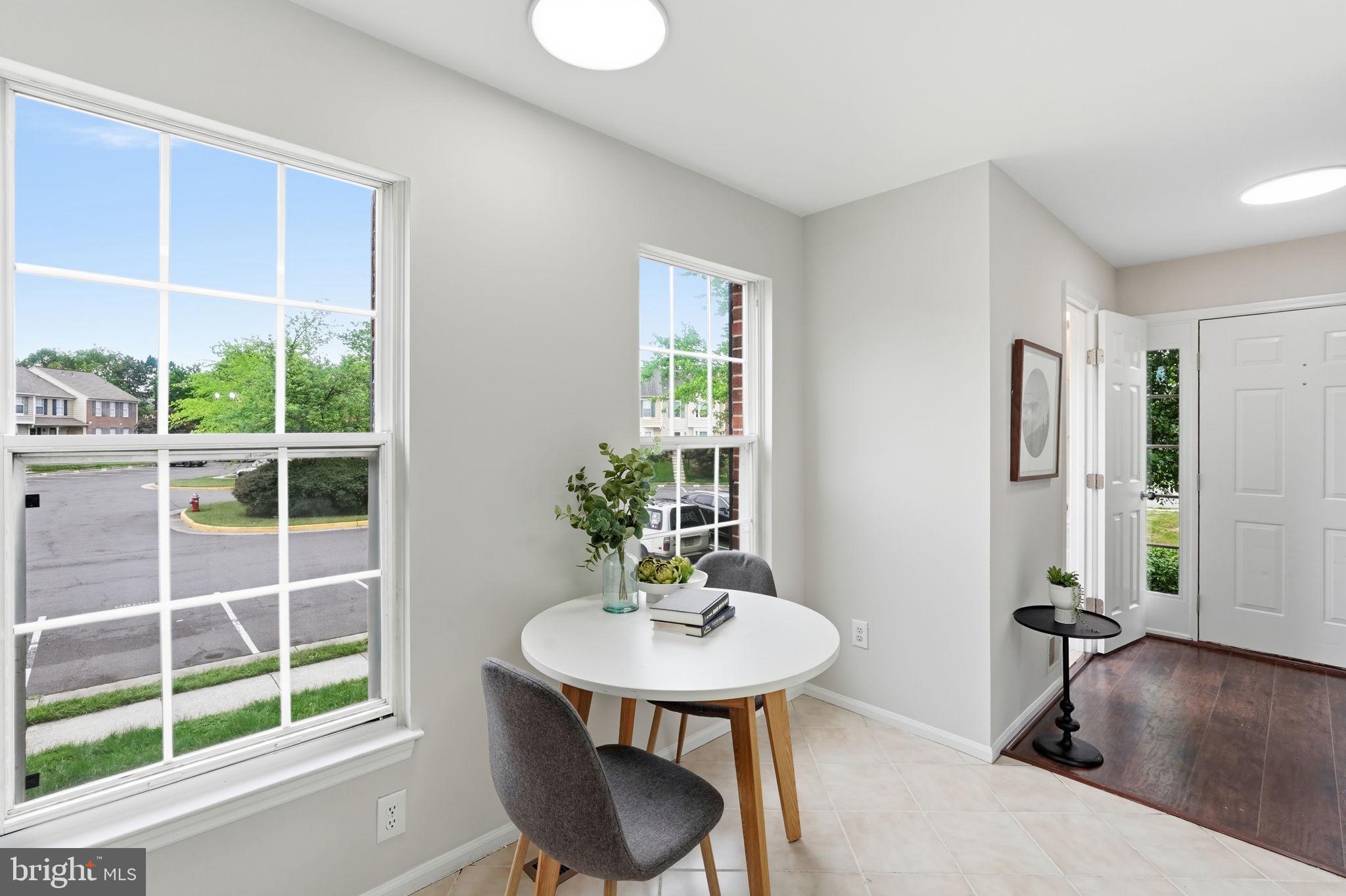 6010 Bingley Road Alexandria, VA 22315 - Photo 16 of 50 a view of a livingroom with furniture and window