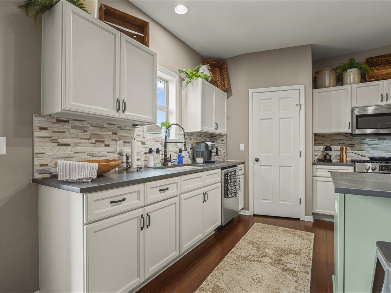6382 Edgewood Road Machesney Park, IL 61115 - Photo 9 of 46