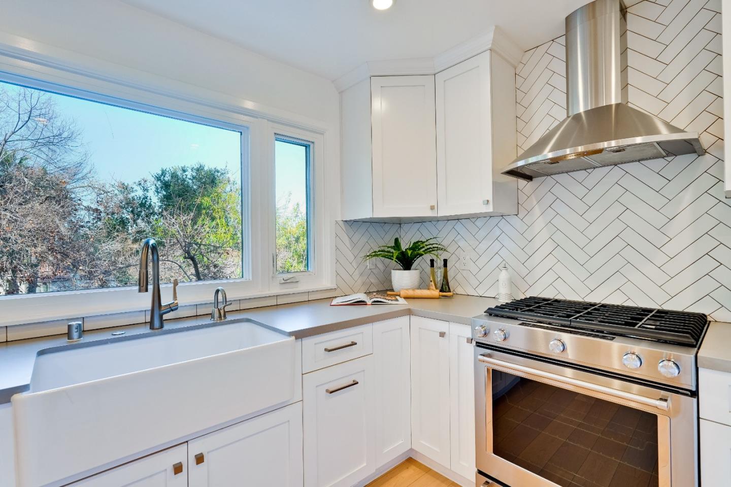 10741 Santa Lucia Road Cupertino, CA 95014 - Photo 16 of 45