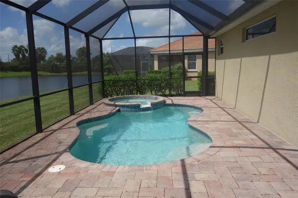 $4,900 | 115 River Enclave Court, Bradenton, FL 34212