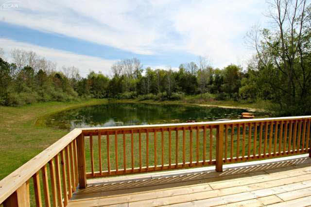 8680 South Durand Road Durand, MI 48429 - Photo 2 of 32 20459611-1.JPG