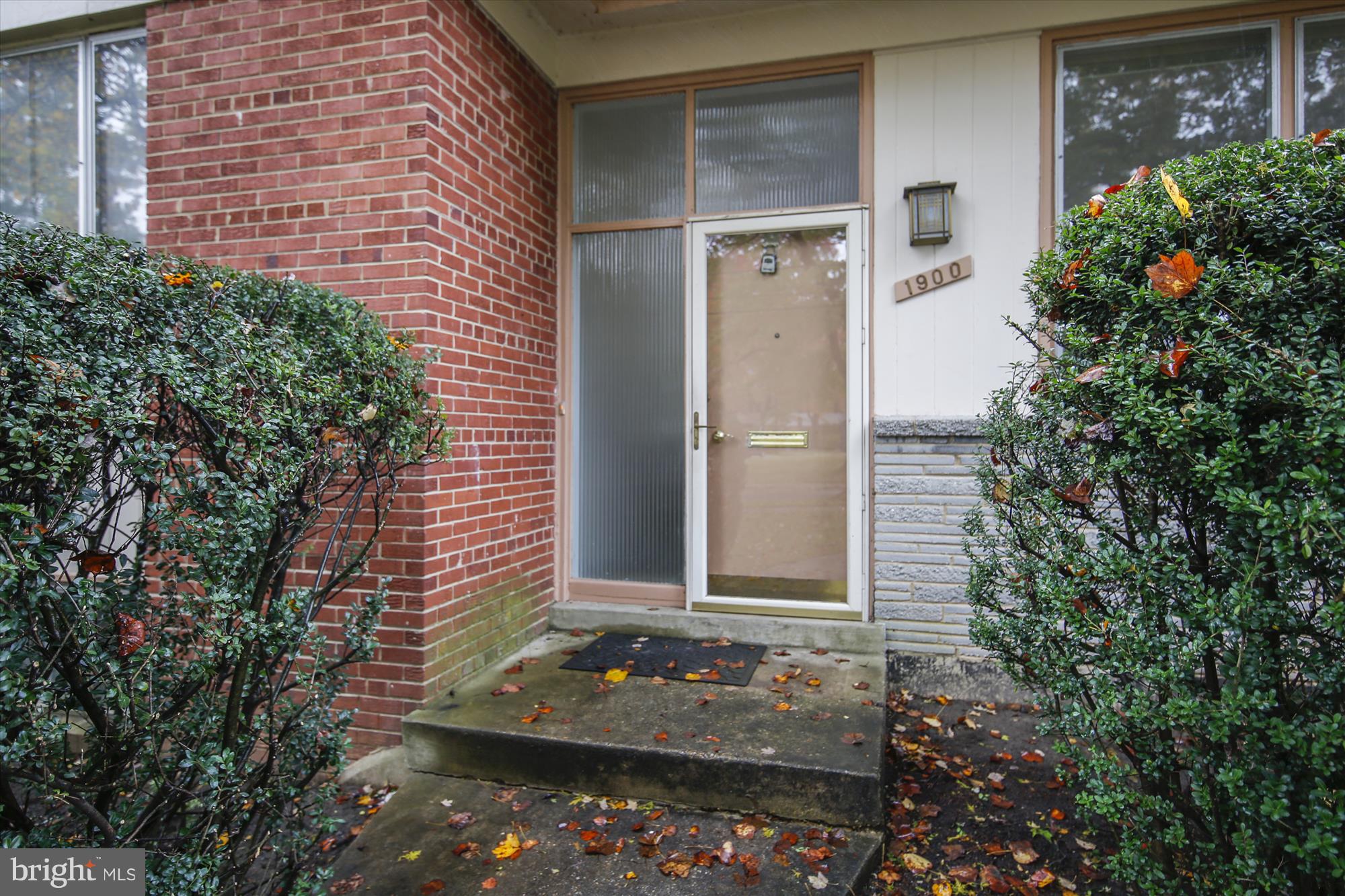 1900 Ladd Street Silver Spring, MD 20902 - Photo 2 of 36 Gallery Image 2