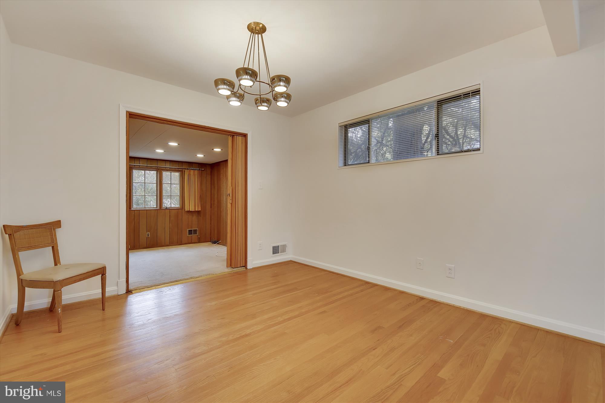 1900 Ladd Street Silver Spring, MD 20902 - Photo 9 of 36 Dining Room