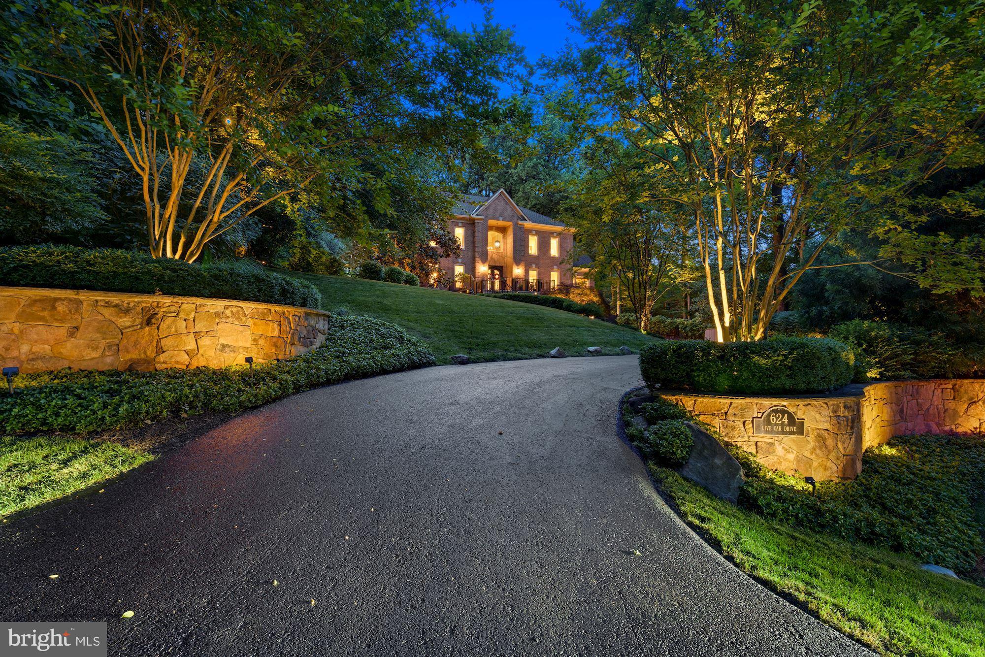 624 Live Oak Drive McLean, VA 22101 - Photo 16 of 87