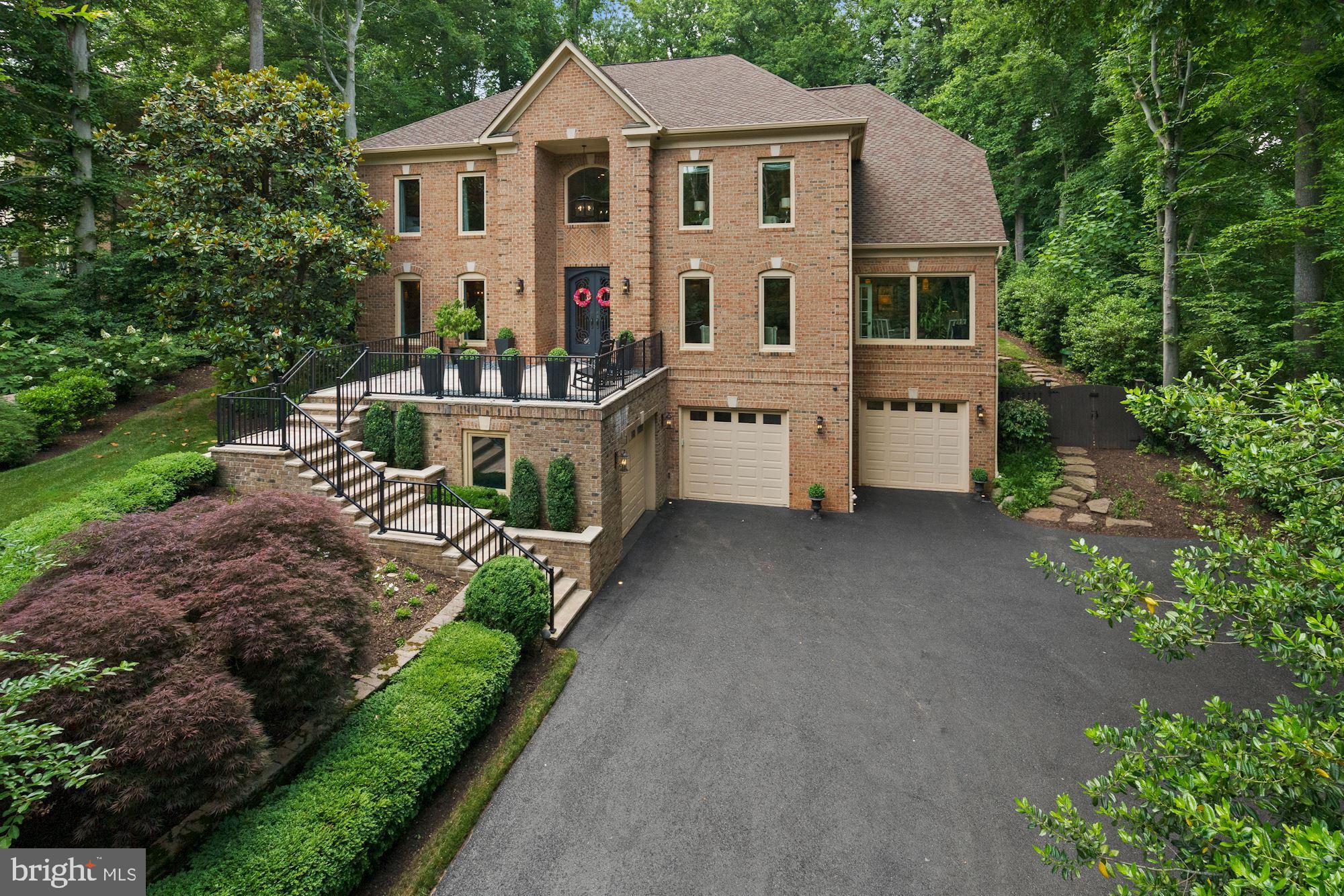 624 Live Oak Drive McLean, VA 22101 - Photo 8 of 87