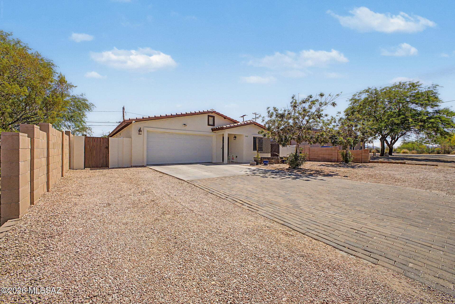 2632 East Spring Street Tucson, AZ 85716 - Photo 2 of 29