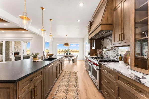 $2,500,000 | 981 South Waning Lane, Eagle, ID 83616