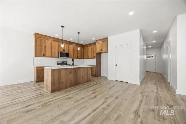 $450,500 | 2161 Austin, Fruitland, ID 83619