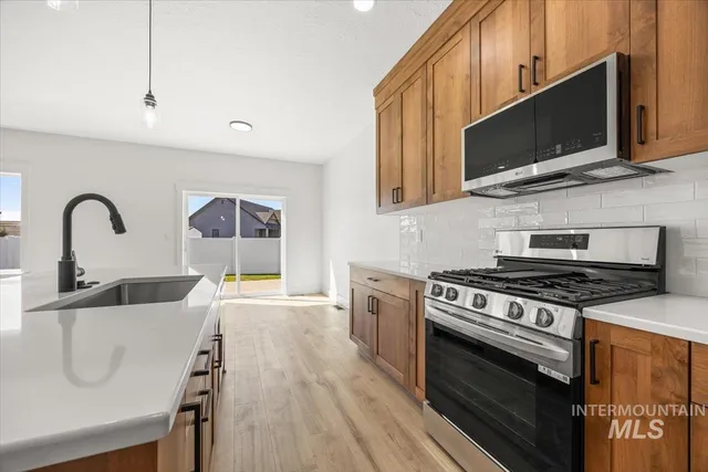 $450,500 | 2161 Austin, Fruitland, ID 83619