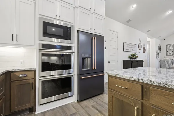 $975,000 | 3831 Escalera Pass, Bulverde, TX 78163