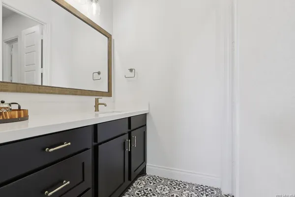 $975,000 | 3831 Escalera Pass, Bulverde, TX 78163