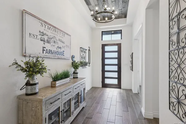 $975,000 | 3831 Escalera Pass, Bulverde, TX 78163