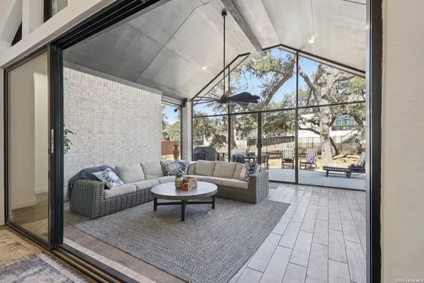 $975,000 | 3831 Escalera Pass, Bulverde, TX 78163