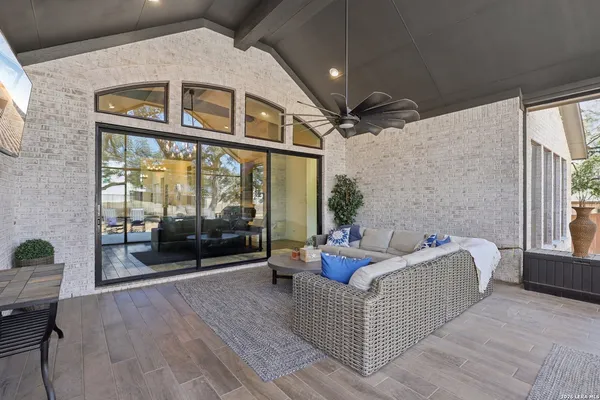 $975,000 | 3831 Escalera Pass, Bulverde, TX 78163