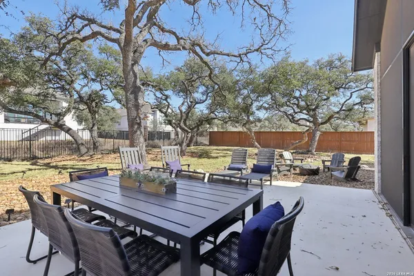 $975,000 | 3831 Escalera Pass, Bulverde, TX 78163