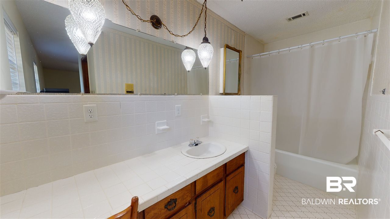 4400 Hoffman Road Mobile, AL 36619 - Photo 14 of 24