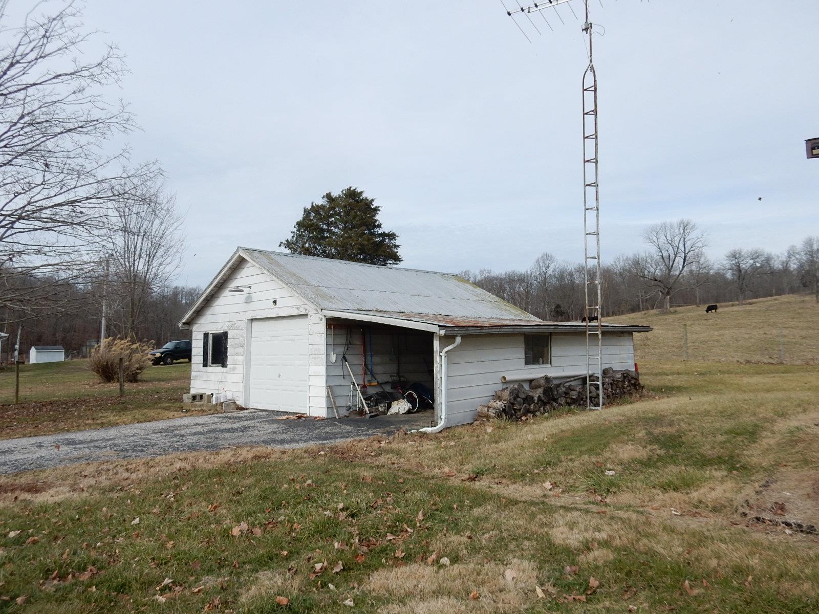 7242 West Popcorn Road Springville, IN 47462 - Photo 4 of 12