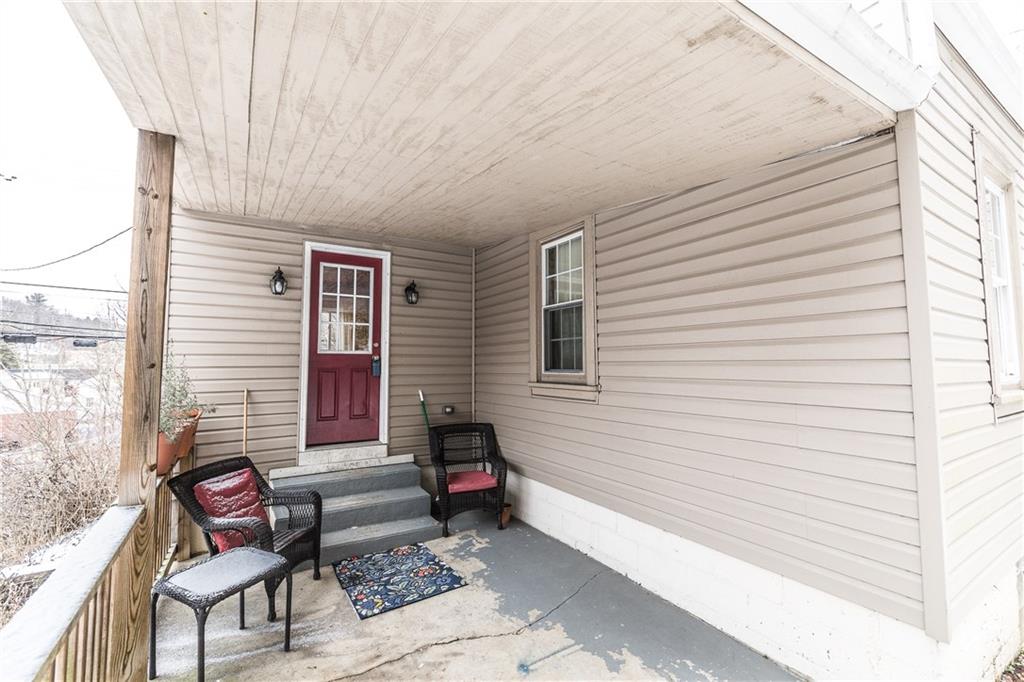 361 Siebert Road Pittsburgh, PA 15237 - Photo 2 of 24