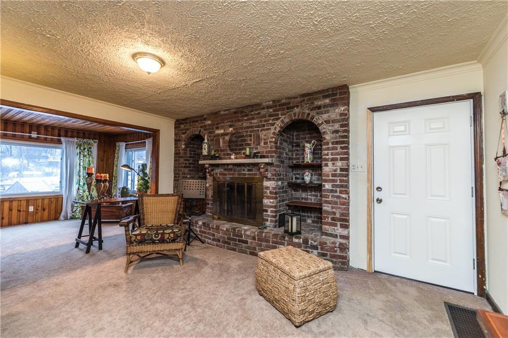 361 Siebert Road Pittsburgh, PA 15237 - Photo 7 of 24