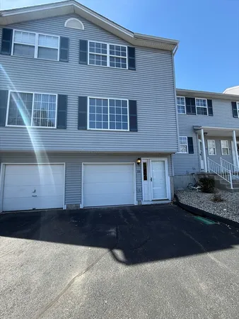 $279,900 | 53 Waters Edge Drive, Unit 53, Ludlow, MA 01056